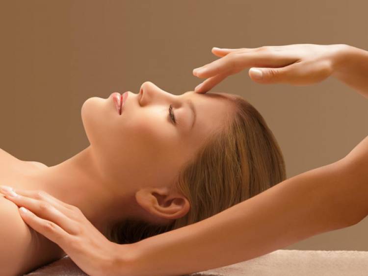 Cách massage bấm huyệt thư giãn