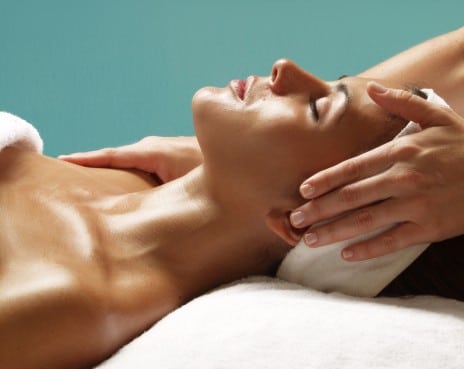 Massage bấm huyệt chữa rối loạn lo âu hay giảm stress